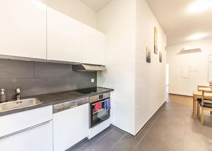 Séjour chez l'habitant Rustico - Simple -- Olma Messen & Autobahn 1 Min, Hsg 6 Min, Spital 7min, Guenstige Parkplaetze *