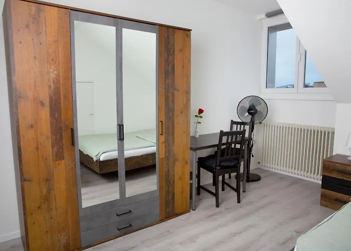 Kwatera prywatna Rustico - Simple -- Olma Messen & Autobahn 1 Min, Hsg 6 Min, Spital 7min, Guenstige Parkplaetze