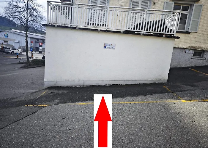 Séjour chez l'habitant Rustico - Simple -- Olma Messen & Autobahn 1 Min, Hsg 6 Min, Spital 7min, Guenstige Parkplaetze *